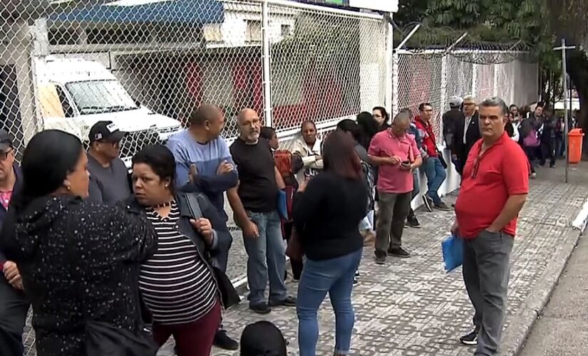 O evento, que foi organizado pela prefeitura, oferecia 800 vagas de emprego em 16 empresas; entre as vagas estava para motoristas