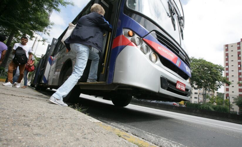 Cart&atilde;o BOM Senior pode ser solicitado de forma gratuita por aplicativo 