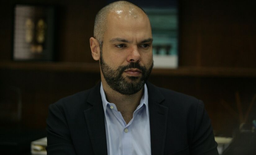 De acordo com os médicos, o prefeito não precisará ficar internado nas próximas duas sessões