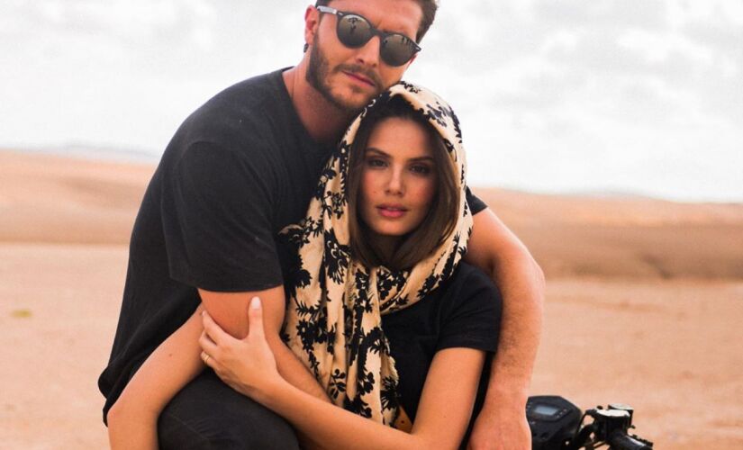 Klebber Toledo e Camila Queiroz