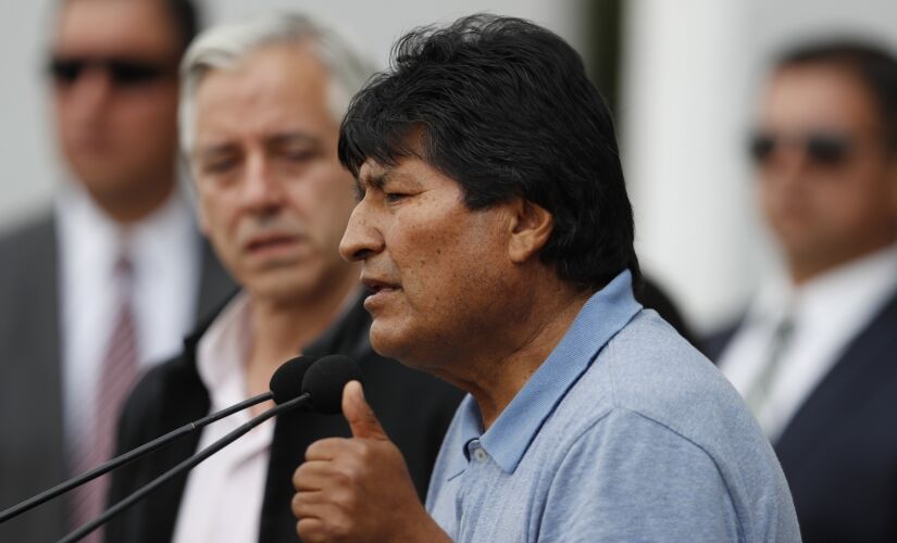 O ex-presidente da Bolívia Evo Morales viajou na madrugada desta segunda-feira  para Cuba  para realizar exames médicos