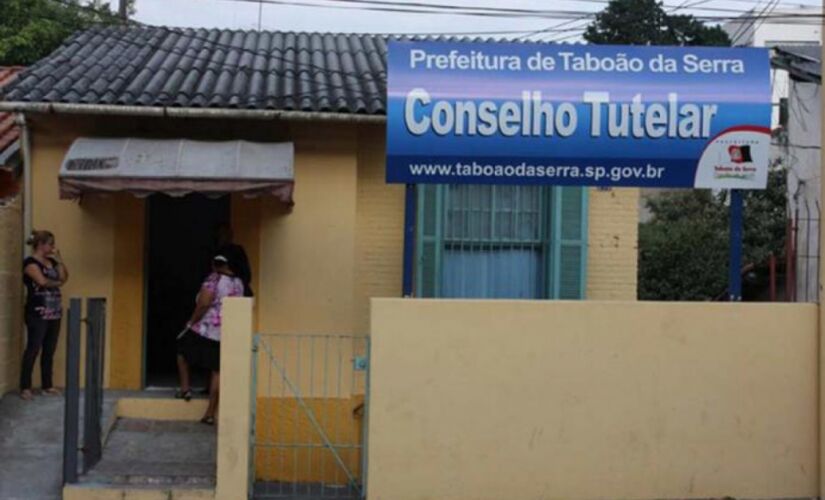 O Conselho Tutelar de Taboão da Serra fica na avenida Dr. José Maciel, 273, no Jardim Maria Rosa