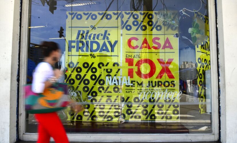 A Black Friday se consolidou como uma das principais datas no varejo e comércio eletrônicos; data deve movimentar cerca de R$ 4 bilhões, de acordo com levantamento da consultoria Ebit/Nielsen
