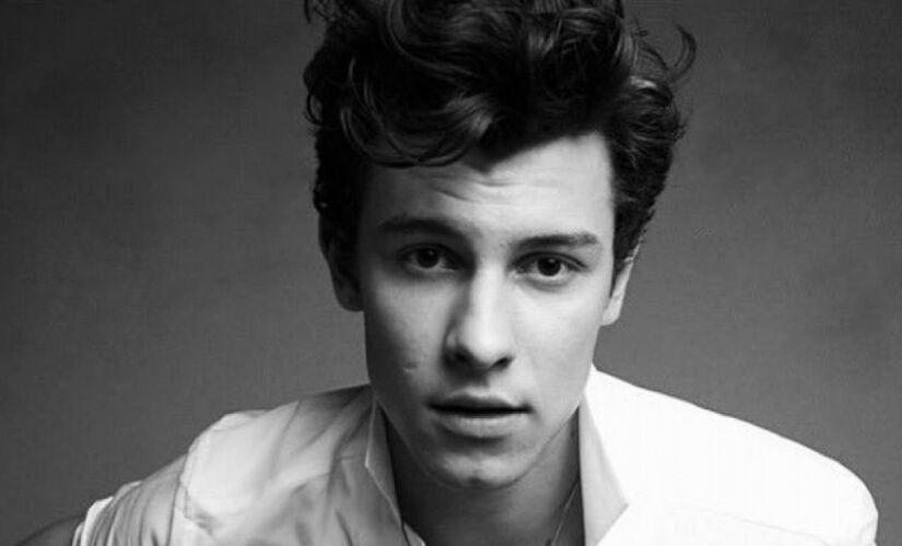 "Me desculpem"
Shawn Mendes desabafa no Twitter depois de cancelar seu segundo show em São Paulo por problemas de saúde.