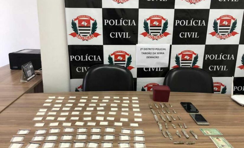 Polícia Civil de Taboão da Serra apreendeu 87 pinos de cocaína e 24 porções de maconha