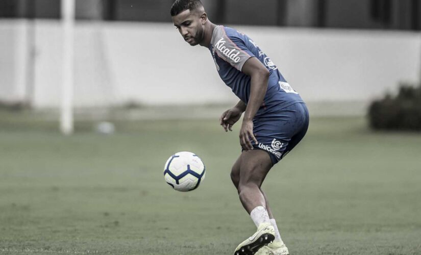 O lateral Jorge retornou ao Monaco