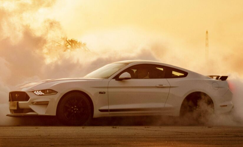 O Mustang Black Shadow celebra os 55 anos do modelo
