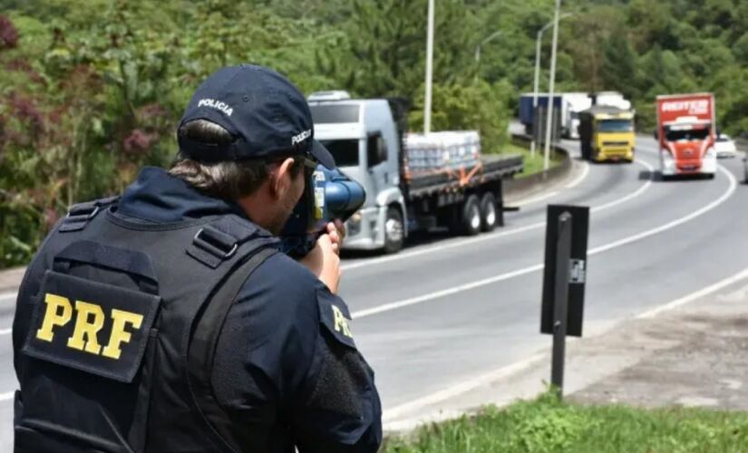 A Justiça deu prazo até segunda-feira (23) para a recolocação dos radares móveis nas estradas federais
