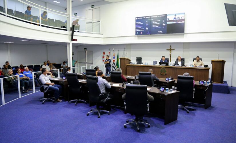 Na última sessão, realizada no dia 24, os vereadores decidiram adiar a votação do orçamento 