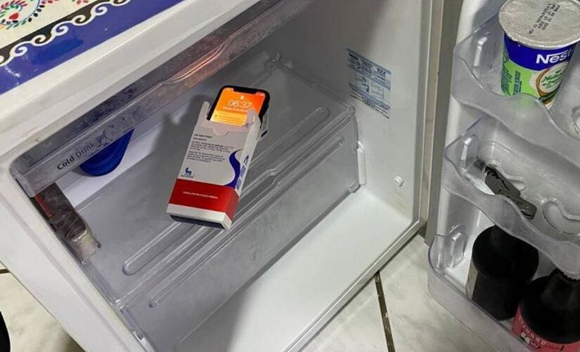 A polícia suspeita que o telefone era utilizado para tratar de assuntos ilícitos