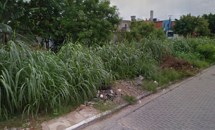O caso ocorreu na Rua Campo Mourão, no bairro dos Pimentas
