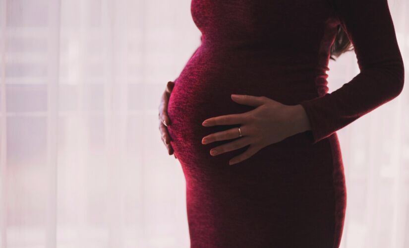 Hoje, em todo o país, todas as mulheres grávidas atendidas pelo SUS devem fazer o teste de HIV