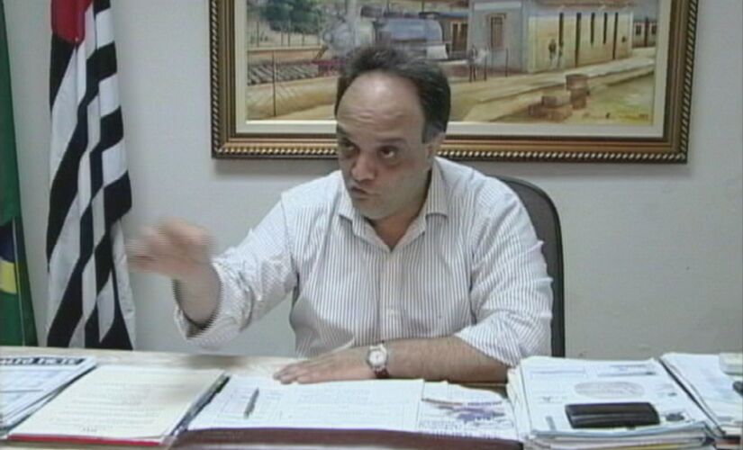 Médico de profissão, o ex-prefeito é conhecido na cidade como 'Doutor Jorge'