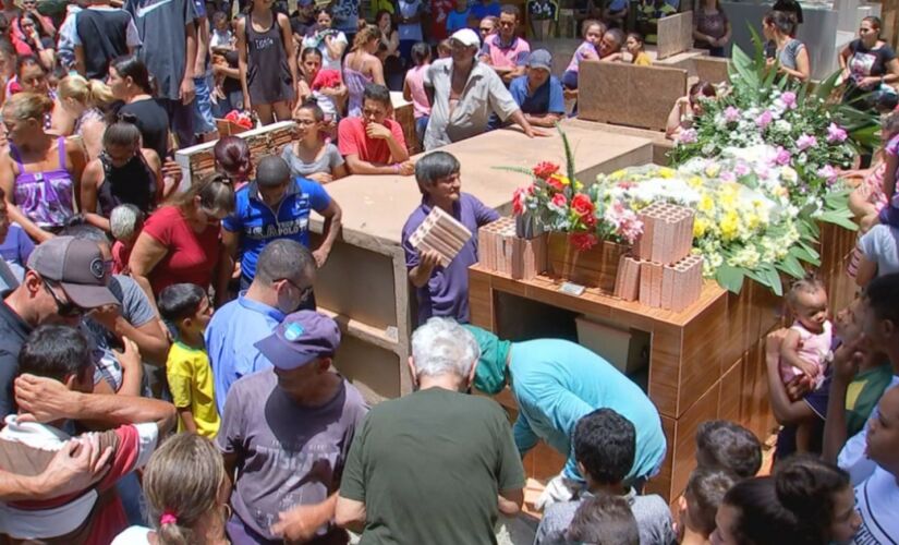 Emanuelle foi encontrada morta no dia 13 janeiro depois de ficar três dias desaparecida e enterrada no dia 14 deste mês