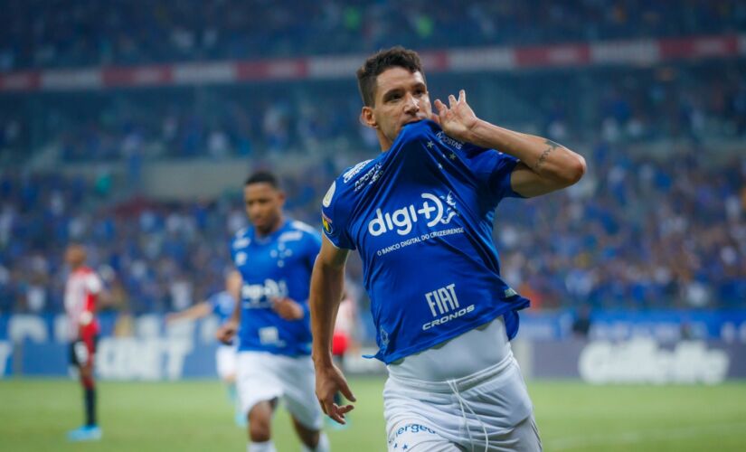 O meia vai firmar um contrato válido até o fim da temporada 2020