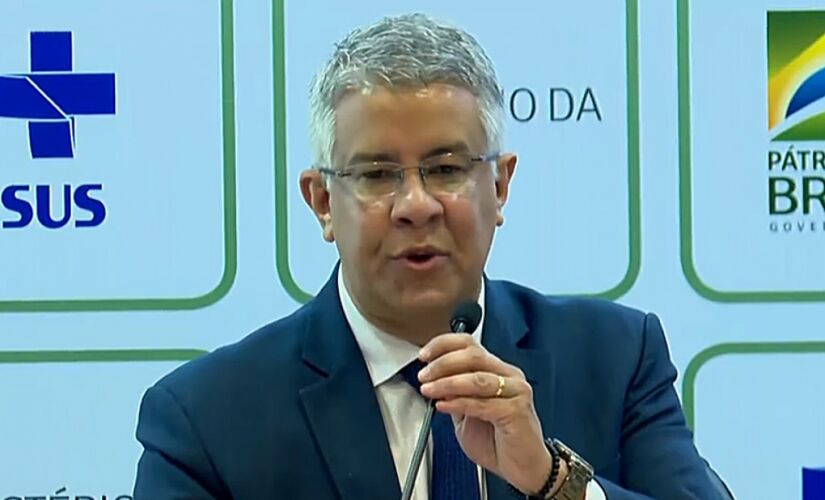 Wanderson de Oliveira, secretário de Vigilância em Saúde, em entrevista coletiva nesta quinta-feira