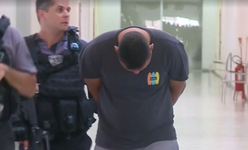 Três policiais civis e cinco policiais militares foram presos na operação "Os Intocáveis 2"