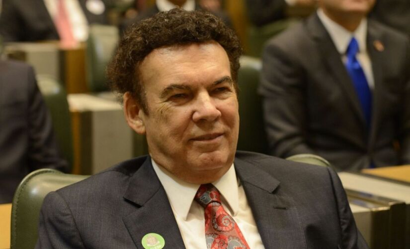 Para o presidente do PTB, há 'indícios claros de oferecimento de vantagens governamentais' para que prefeitos se filiem ao PSDB