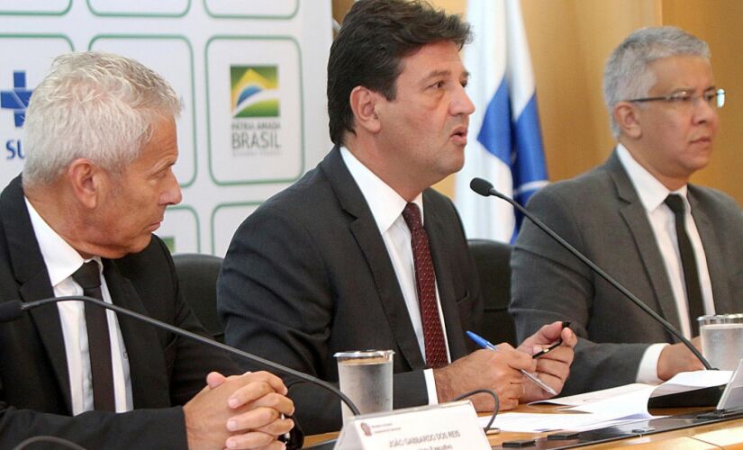 Segundo o ministro da Saúde, Luiz Henrique Mandetta, 40 brasileiros serão repatriados de Wuhan
