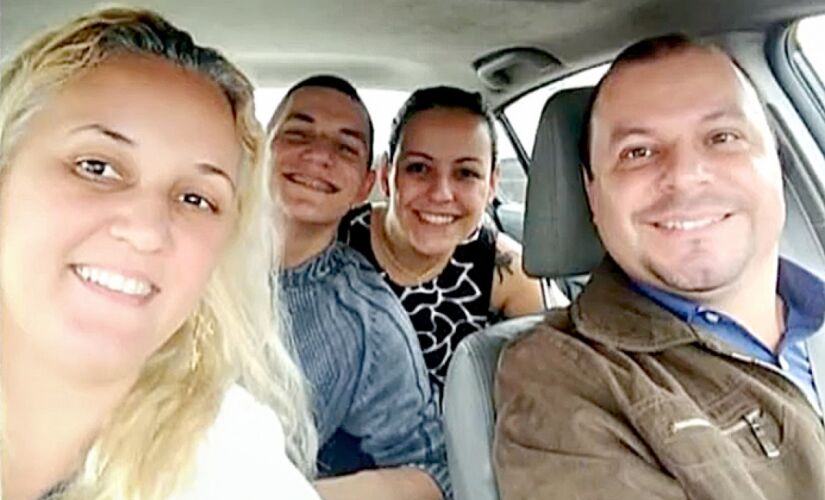 Flaviana Gonçalves, Juan Victor, Ana Flávia Gonçalves e Romuyuki; pai, mãe e filho foram encontrados carbonizados e filha é suspeita