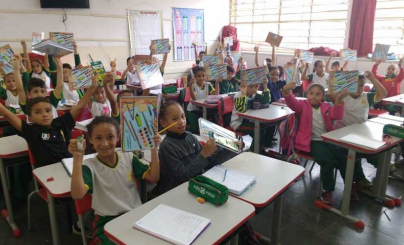 Embu conta com 75 escolas diretas e conveniadas e cerca de 31 mil alunos na rede pública de ensino