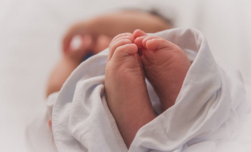 P&eacute;s de beb&ecirc;