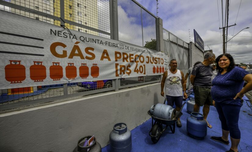 O Sindpetro (Sindicato dos Petroleiros de São José dos Campos) vendeu botijões a R$ 40