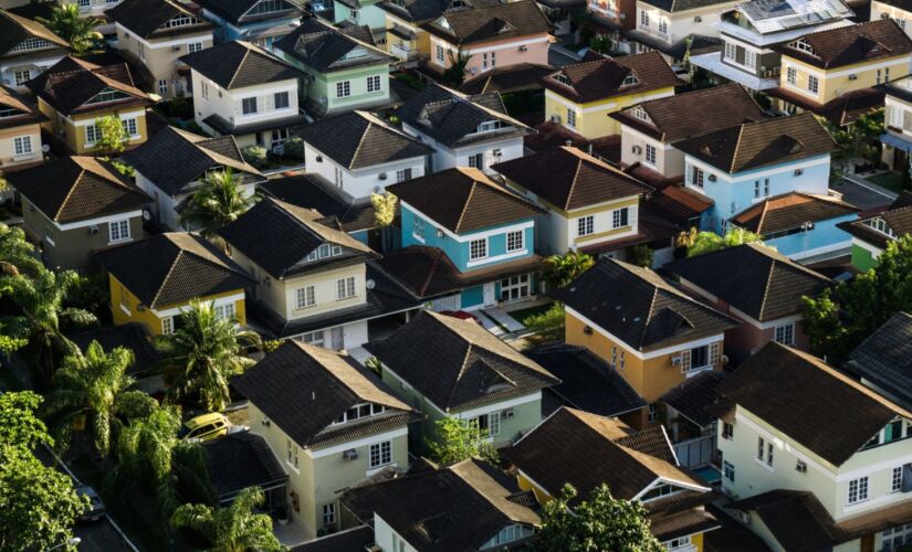 Levando em consideração os descontos dos imóveis nos pregões, o contribuinte pode economizar em torno de 30% a 50% no imposto