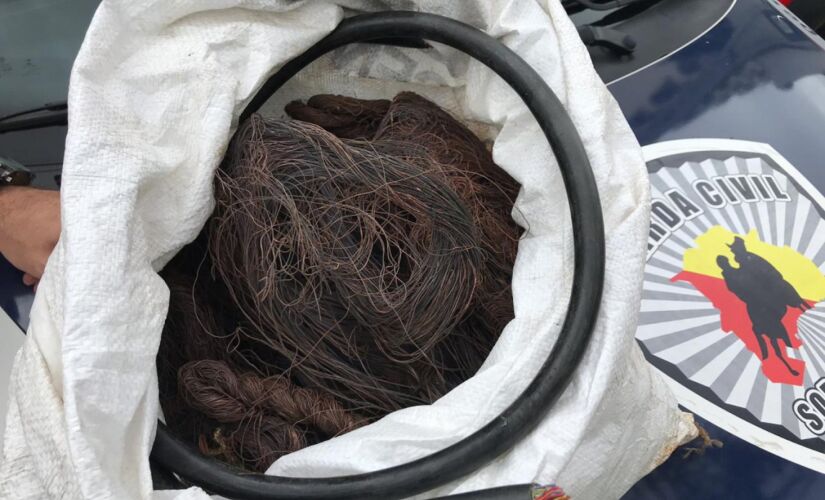 Caminhonete com quilos de fios de cobre e cabos telefônicos é apreendida em Sorocaba; empresa reconheceu os fios roubados 