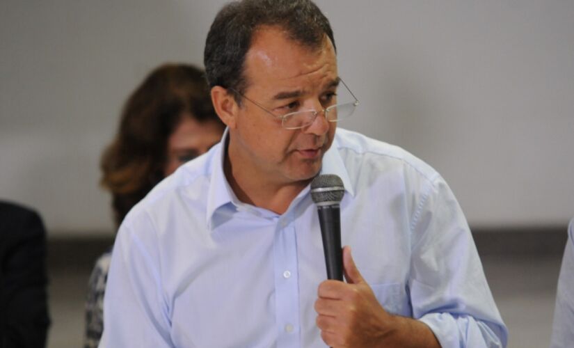 Cabral &eacute; condenado por usar helic&oacute;ptero do governo para uso particular
