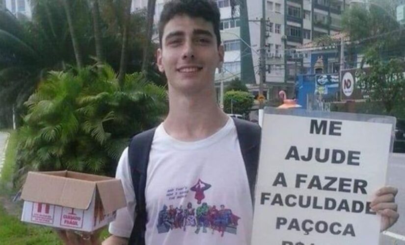 Carlos Raphael Lindoso dos Santos, trabalhando na Divisa.