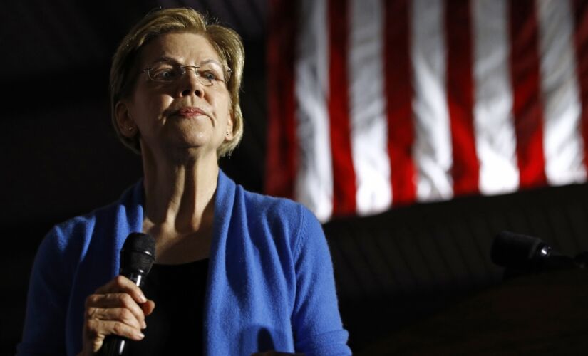A senadora Elizabeth Warren desistiu nesta quinta de concorrer à indicação do Partido Democrata  para a disputar a presidência