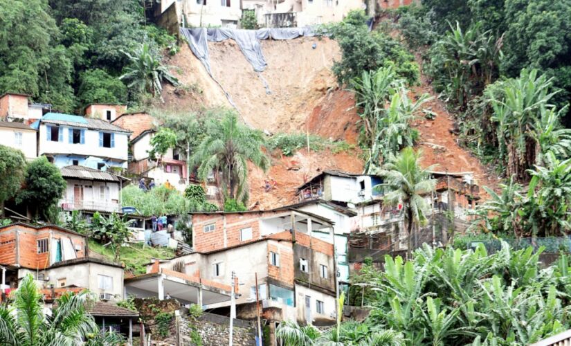 Trinta e uma pessoas morreram até o momento e 49 estão desaparecidos
