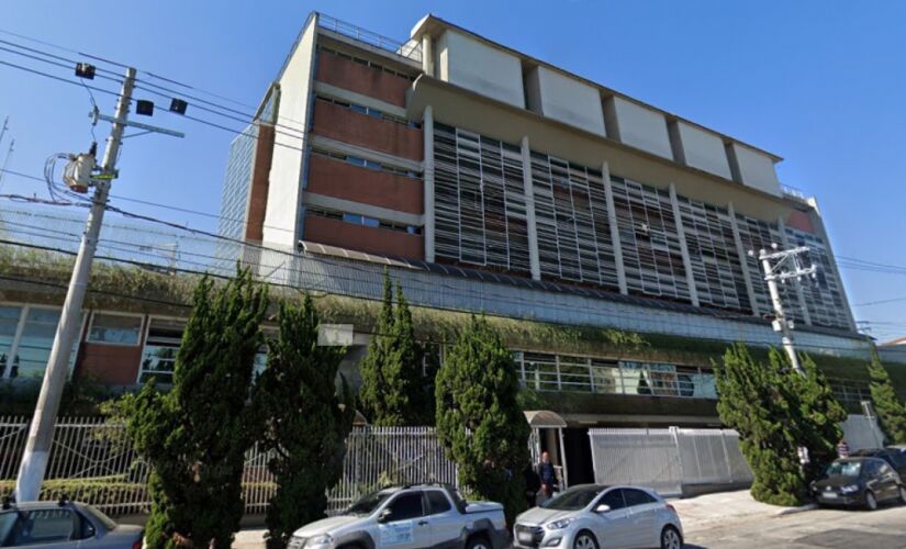 A Escola Pinheiro, no Jardim Primavera, zona sul da Capital, anunciou nesta quinta que quatro alunos foram diagnosticados com H1N1