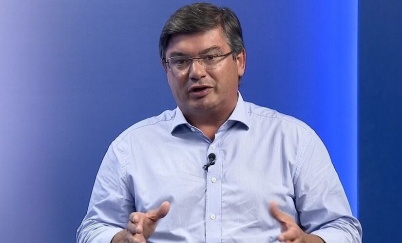 Daniel Alonso anunciou a retomada gradativa das atividades comerciais e de serviços na cidade