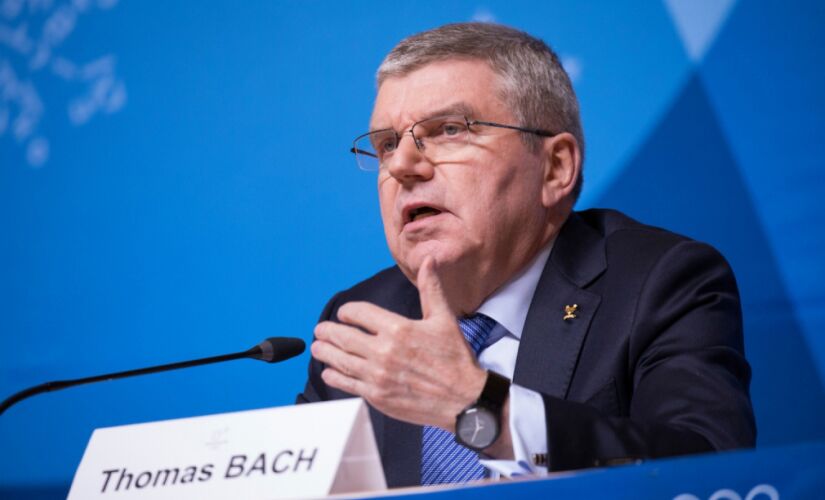 O presidente do COI, Thomas Bach, afirmou que Olimpíada corre o risco de ser cancelada, caso a pandemia  não seja controlada até 2021