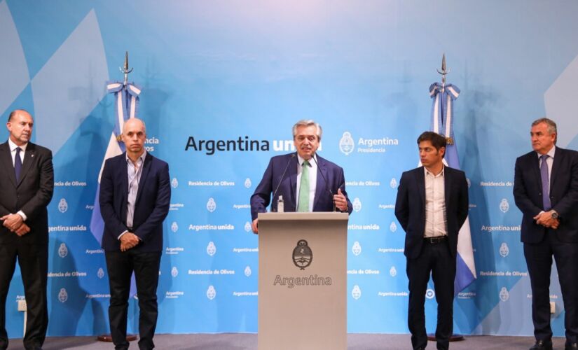 A decisão de Fernández surgiu depois que uma das principais empresas do país decidisse demitir 1.450 funcionários