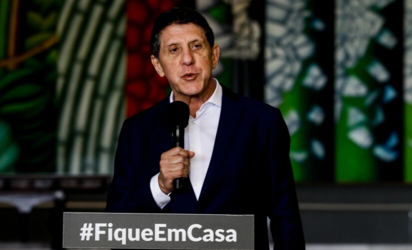 David Uip agradeceu por estar vivo após ter sido infectado 