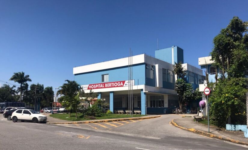 Os pais da paciente estão em isolamento domiciliar e passam bem