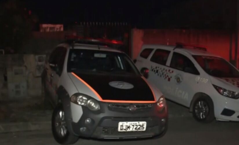 De acordo com policiais, não havia sinais de arrombamento no imóvel