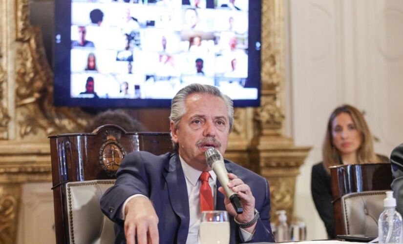 Fernández conversará com os governadores para definir como será a transição e quais localidades devem seguir com o isolamento
