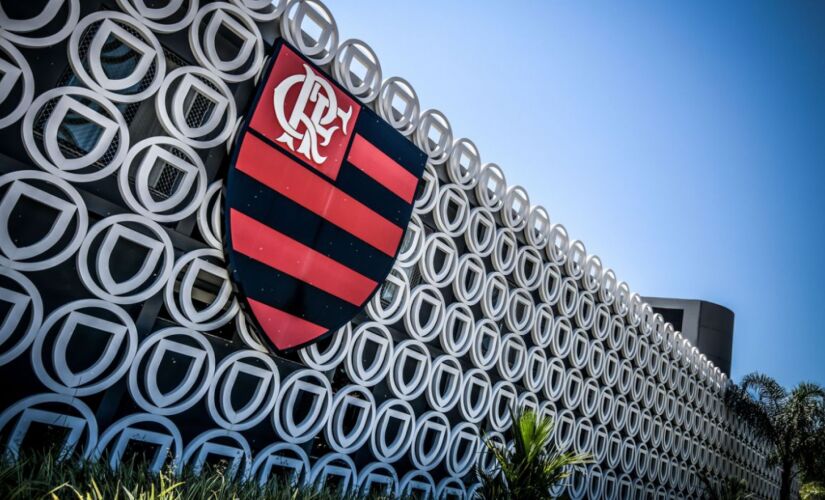 O clube testou 293 pessoas, incluindo colaboradores e familiares próximos de jogadores e funcionários