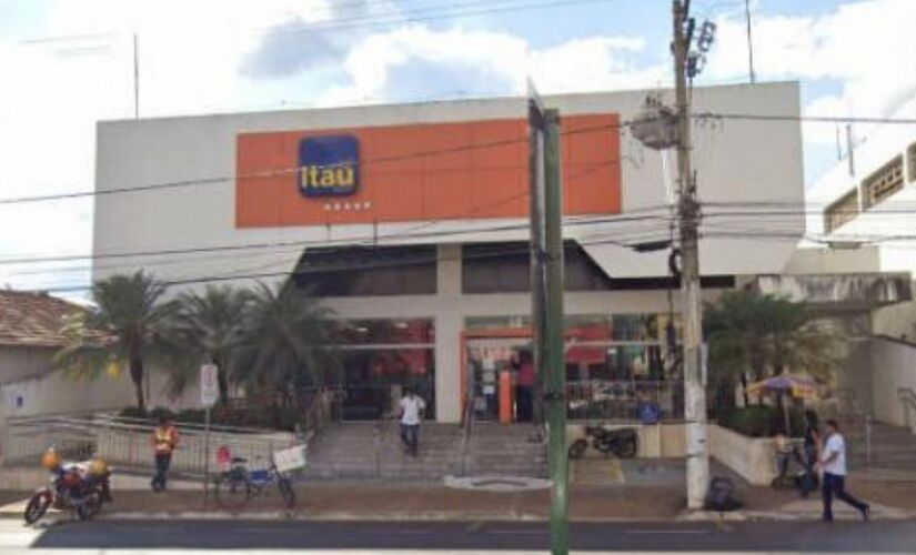 No leilão há galpões, prédios e terrenos, que sediaram antigas agências, entre outros imóveis