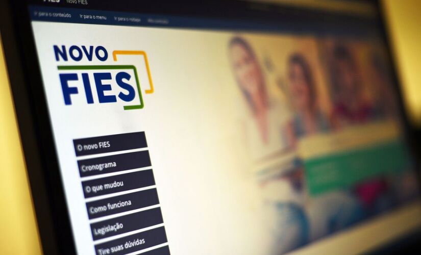 O Fies &eacute; o programa do governo federal que tem como meta facilitar o acesso ao cr&eacute;dito para financiamento de cursos de ensino 