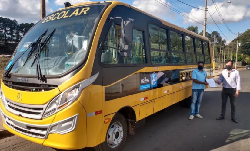 &Ocirc;nibus escolar na cidade de Porto Feliz, no interior de S&atilde;o Paulo