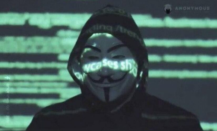 Grupo brasileiro diz integrar grupo internacional intitulado "Anonymous"