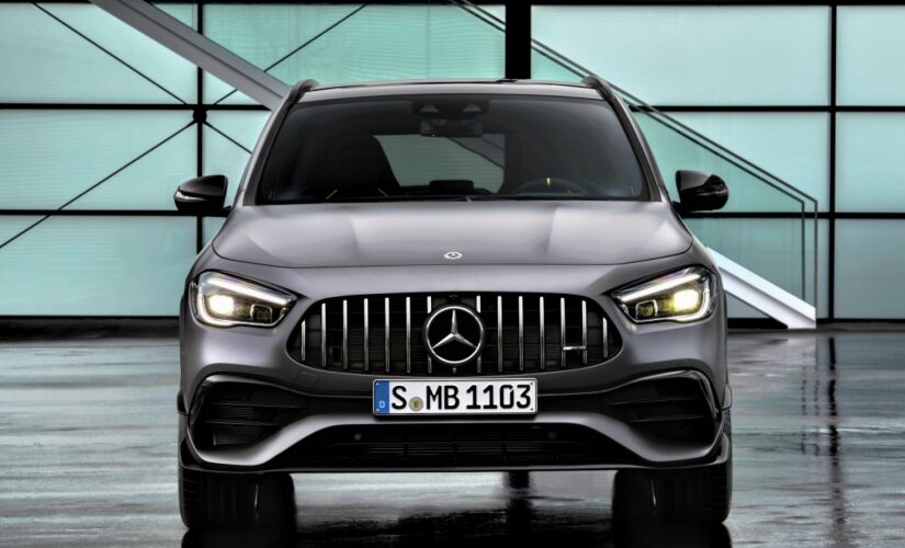Os novos Mercedes GLA foram turbinados pela AMG