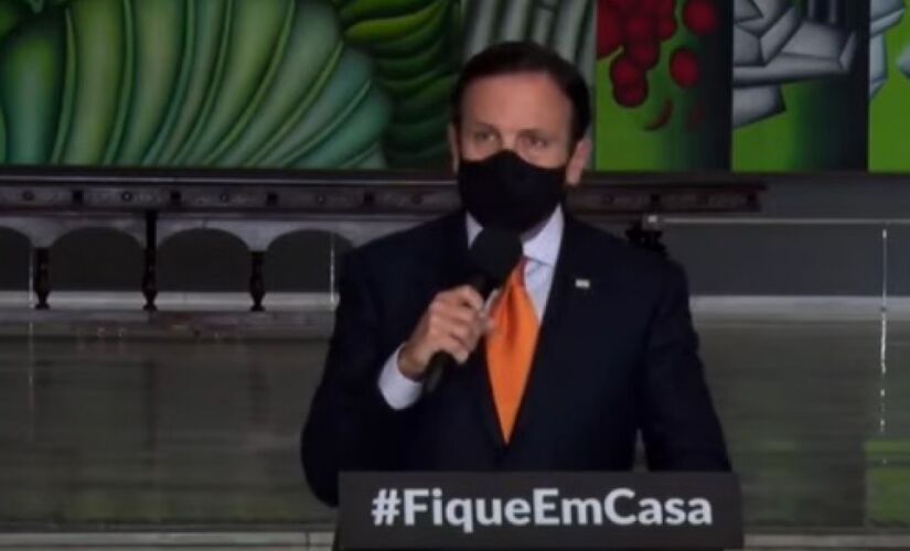 João Doria, governador de São Paulo, durante entrevista coletiva na tarde desta segunda-feira