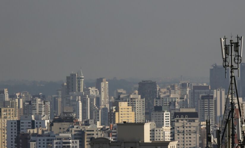 Estudo associa polui&ccedil;&atilde;o do ar a maior gravidade de doen&ccedil;as mentais
