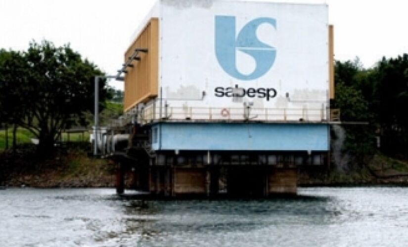 As três maiores estatais de saneamento -Sabesp (SP), Copasa (MG) e Sanepar (PR)- divulgaram planos de investimentos para os próximos cinco anos